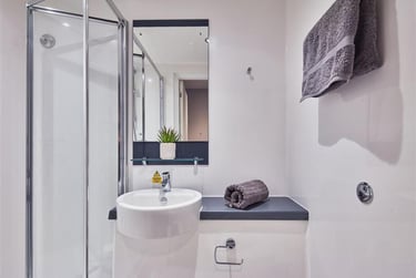 1 bed studio, Station Approach, Coldean, Brighton, BN19SD - Image 2